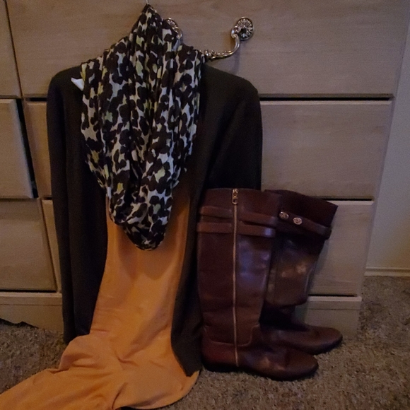 Cognac Coach Boots - Picture 1 of 3